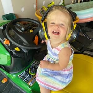 Meet your Posher, Louis